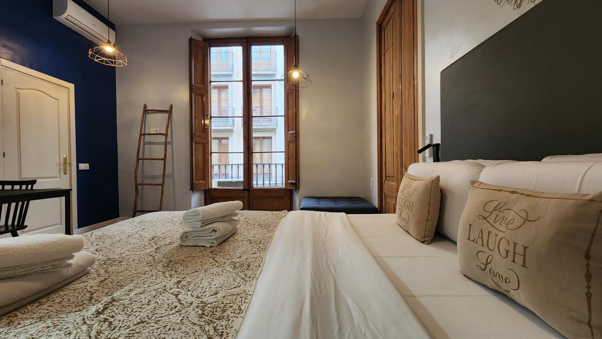 Barrio Gotico Apartments Ferran Barcelona Exteriör bild
